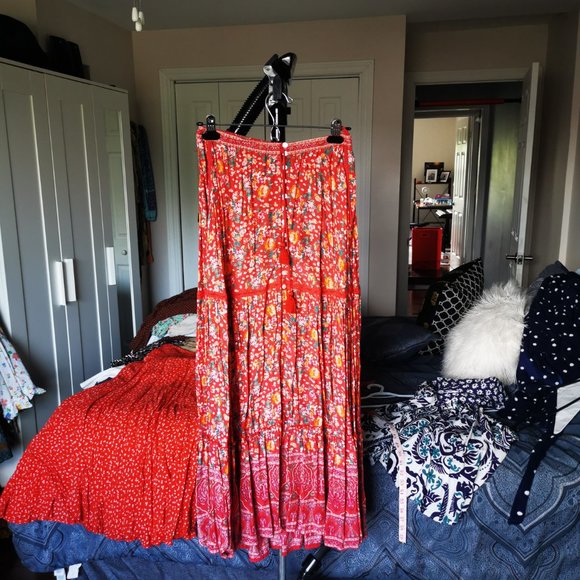 Red Floral Maxi Skirt - Picture 7 of 8